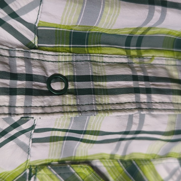 WOOLRICH Tectonic Quick Dry Plaid Snap Front shirt "Bottle Green" Medium - Picture 6 of 10
